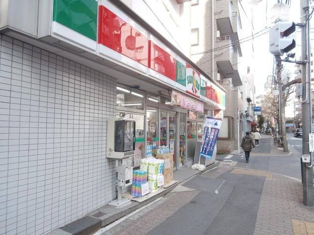 コンビニ　サンクス（コンビニ）まで620m