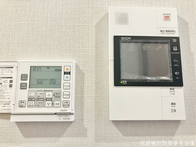 セキュリティ　女性の方でも安心のモニター付きインターホン♪