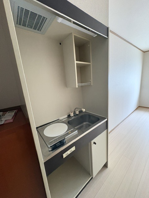 キッチン　別のお部屋の参考写真になります