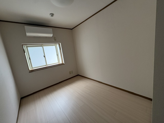 居室・リビング　別のお部屋の参考写真になります