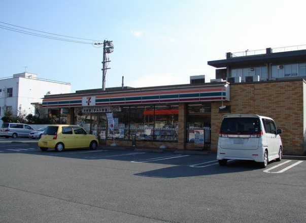 コンビニ　セブンイレブン防府国衙店（コンビニ）まで543m