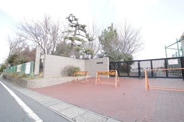 小学校　日進市立西小学校（小学校）まで2000m