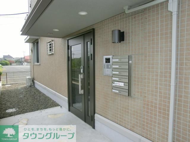 エントランス　お問合せはタウンハウジングまで！※現地待合わせ相談可能