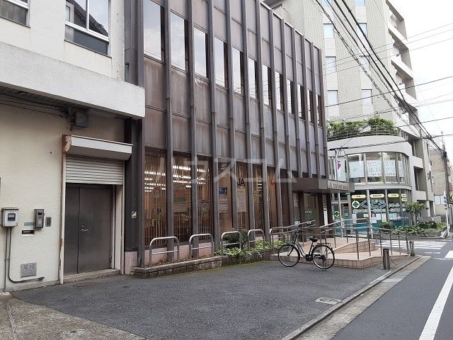 銀行　JA東京あおば関町（銀行）まで416m