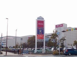 ショッピングセンター　リバーシティ（ショッピングセンター）まで2000m