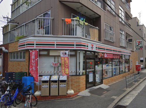 コンビニ　セブンイレブン大阪十三東1丁目店（コンビニ）まで837m