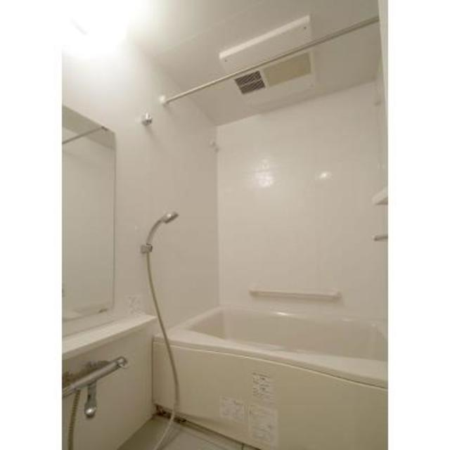 バス・シャワールーム　※写真は同タイプ住戸です。