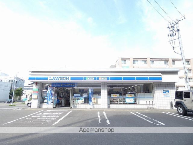 コンビニ　ローソン（コンビニ）まで778m