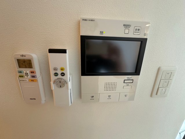 その他設備　インターフォンモニタ・リモコン