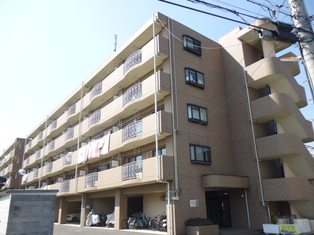 建物外観　外観タイル貼り　RC造、エレベーター付