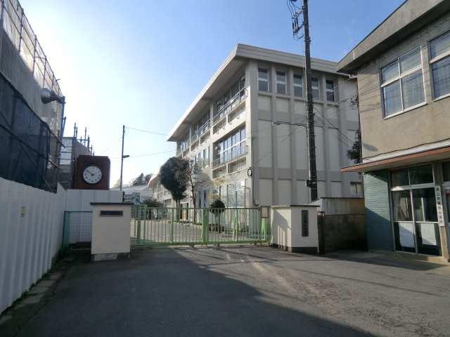 小学校　流山市立東小学校（小学校）まで844m