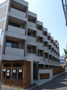建物外観　経済的な天然ガス供給物件です☆