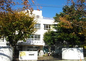 高校・高専　東京都立板橋高等学校（高校・高専）まで427m