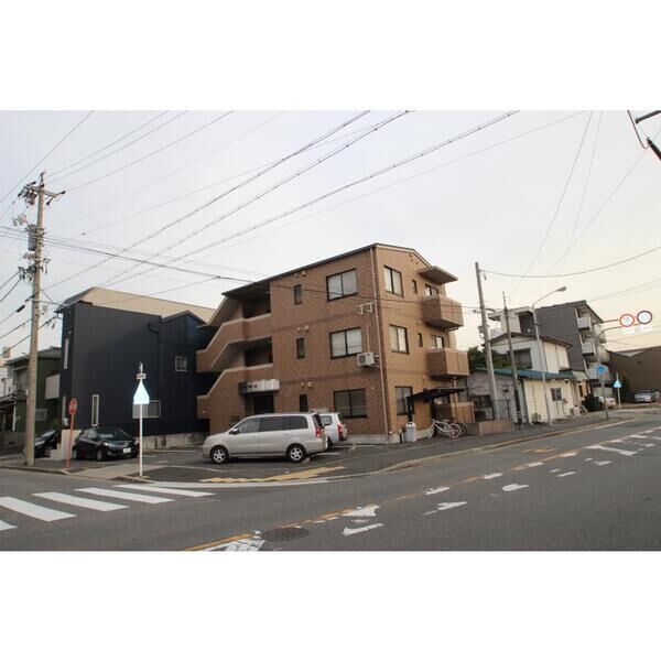 建物外観　物件外観