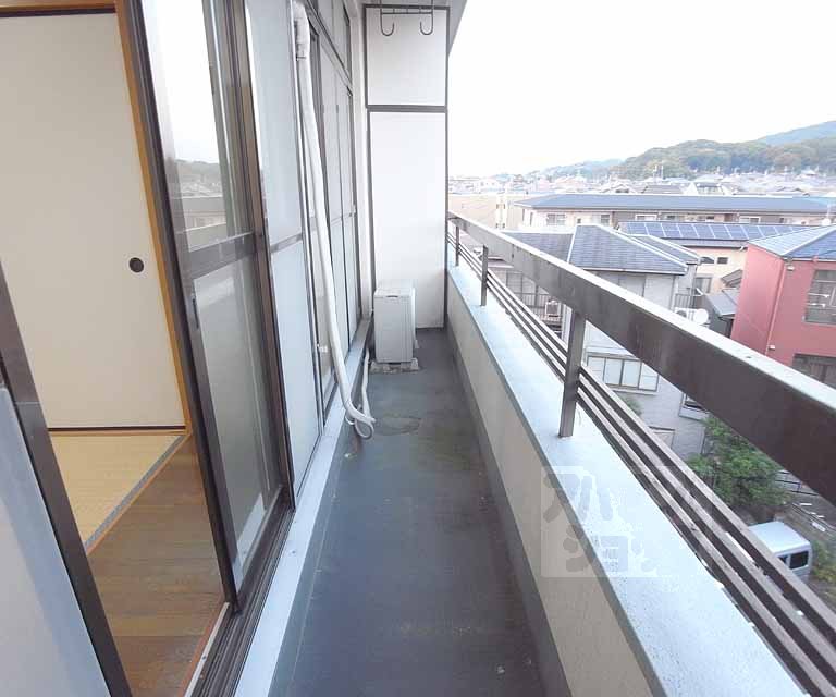 バルコニー　広いベランダ。