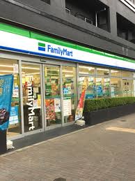 コンビニ　ファミリーマート 中央月島三丁目店（コンビニ）まで165m