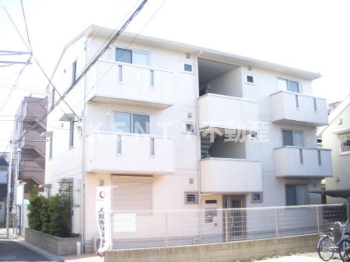 建物外観　落ち着いた雰囲気の外観です