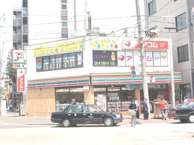 コンビニ　セブンイレブン東三国店北口店（コンビニ）まで140m
