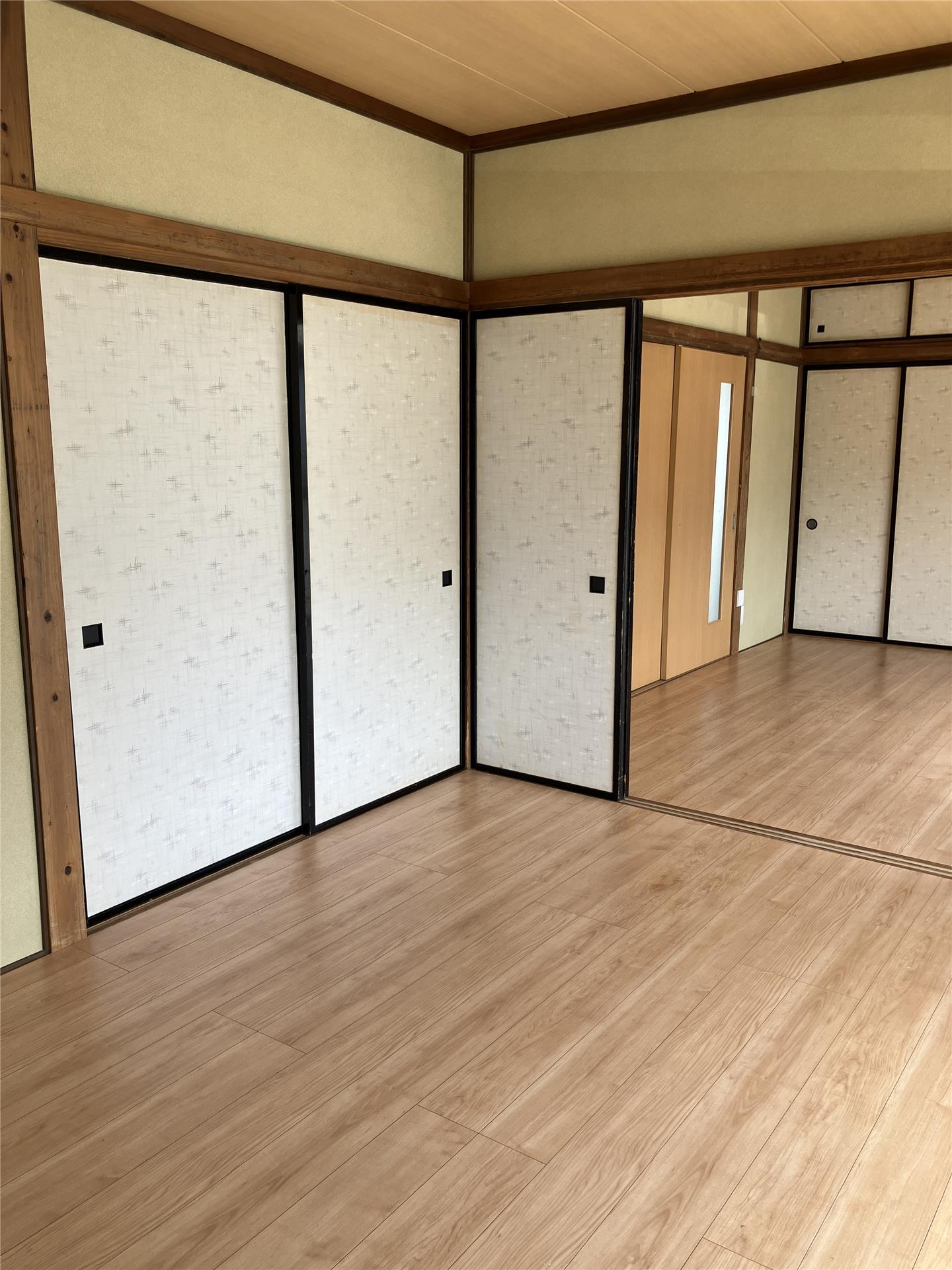 その他部屋・スペース　襖を開けば、隣のお部屋と一体になり、ゆとりある空間に