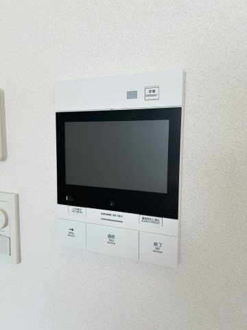 セキュリティ　TVモニター付きインターホン