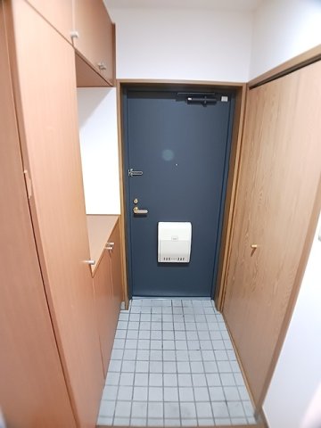 玄関　明るい玄関です