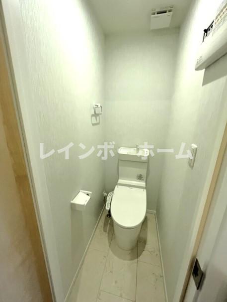 トイレ　物件の内装です