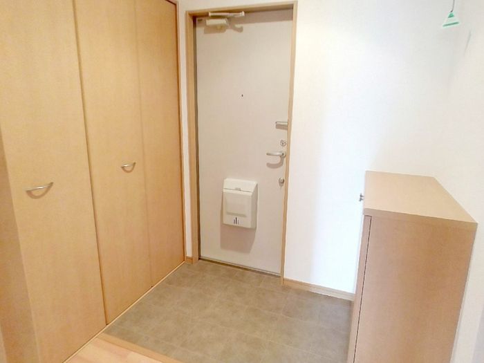 ユニフレックス砺波 Bの玄関写真