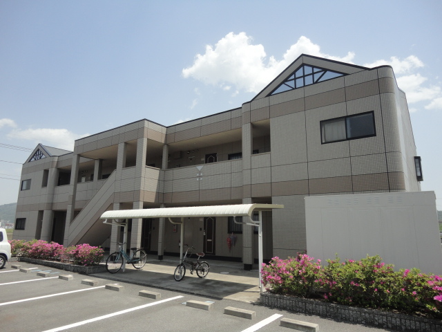 建物外観　外観写真（昼）
