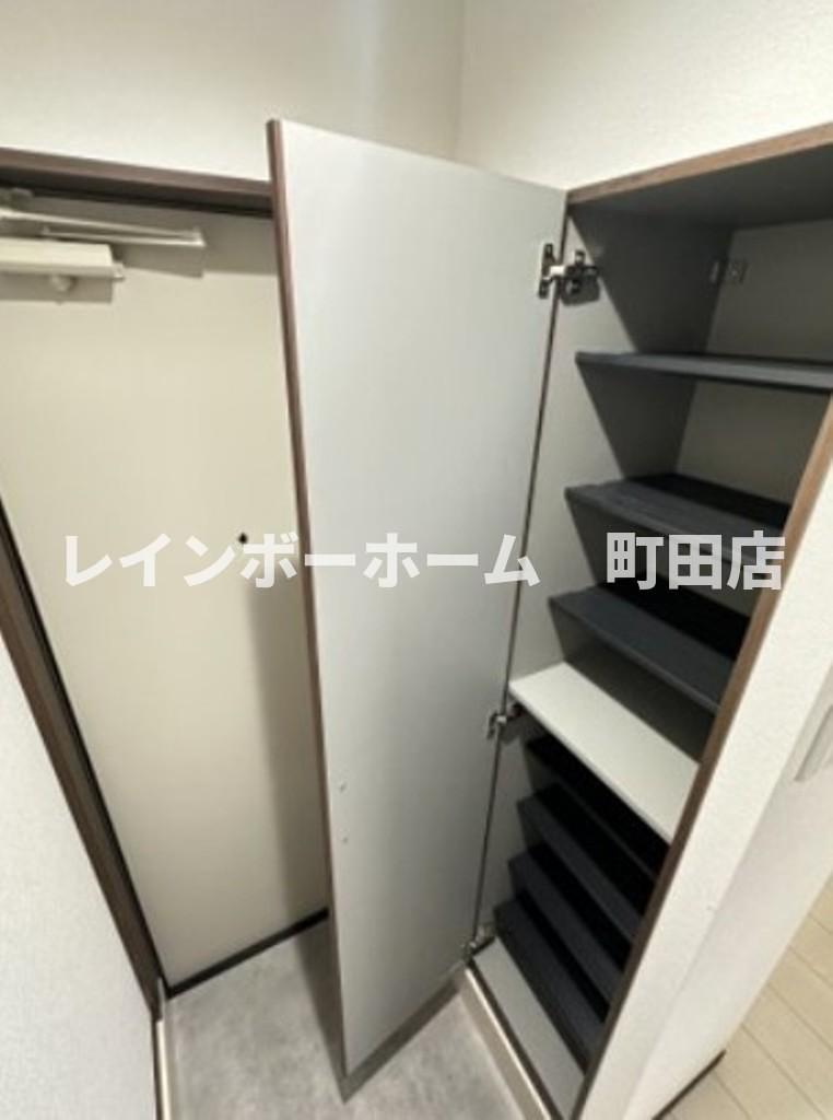 玄関　同施工会社参考写真