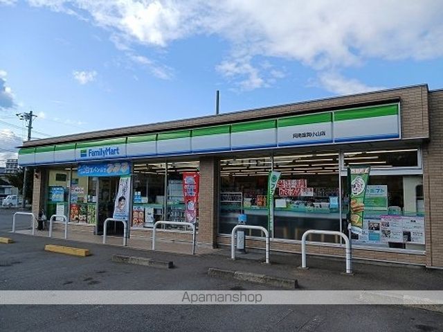 コンビニ　ファミリーマート阿南富岡店（コンビニ）まで550m