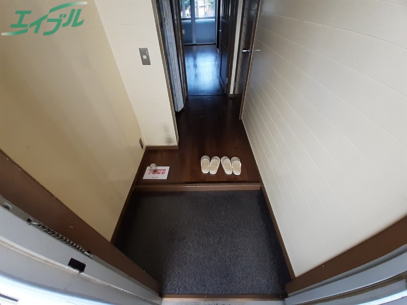 玄関　別部屋反転画像参考