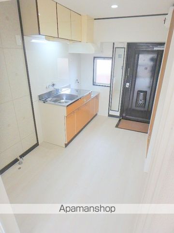 ＪＲ日南線 宮崎駅 徒歩25分 5階建 築41年の内装写真