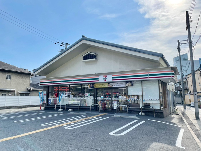 コンビニ　セブンイレブン（コンビニ）まで80m