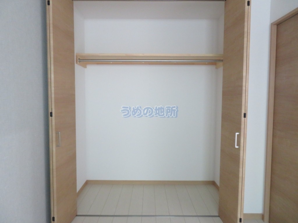 収納　洋室収納
