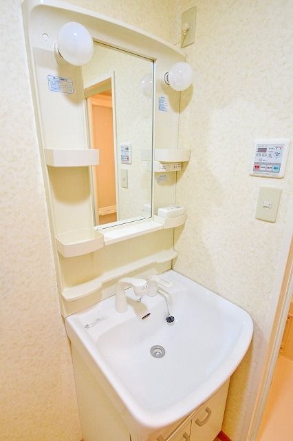 洗面設備　独立洗面台、あると嬉しいですよね