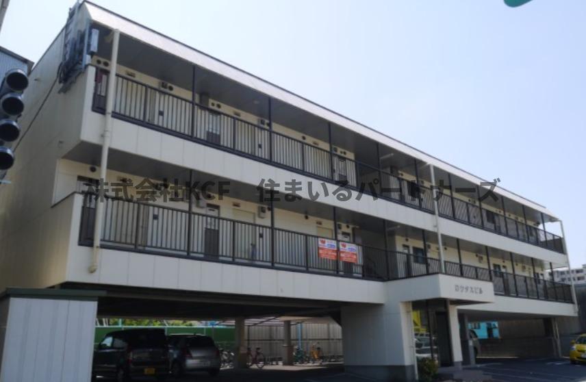 駐車場　駐車場完備です
