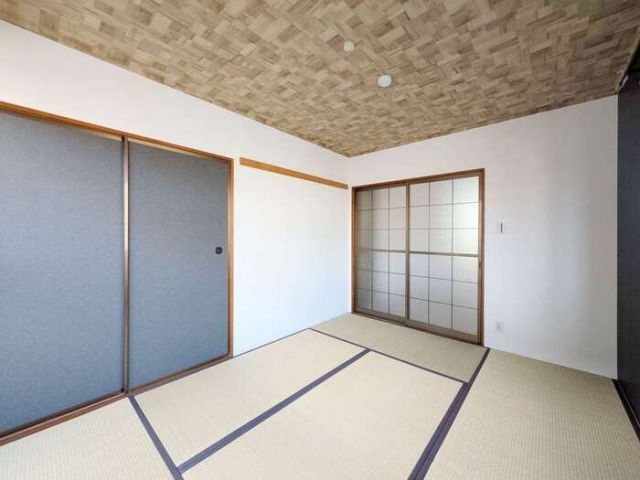 セントパークハイツ Aの居間写真