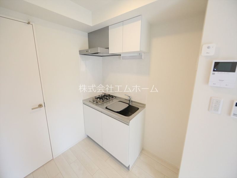 キッチン　システムキッチン（ガス2口コンロ付）　同仕様写真