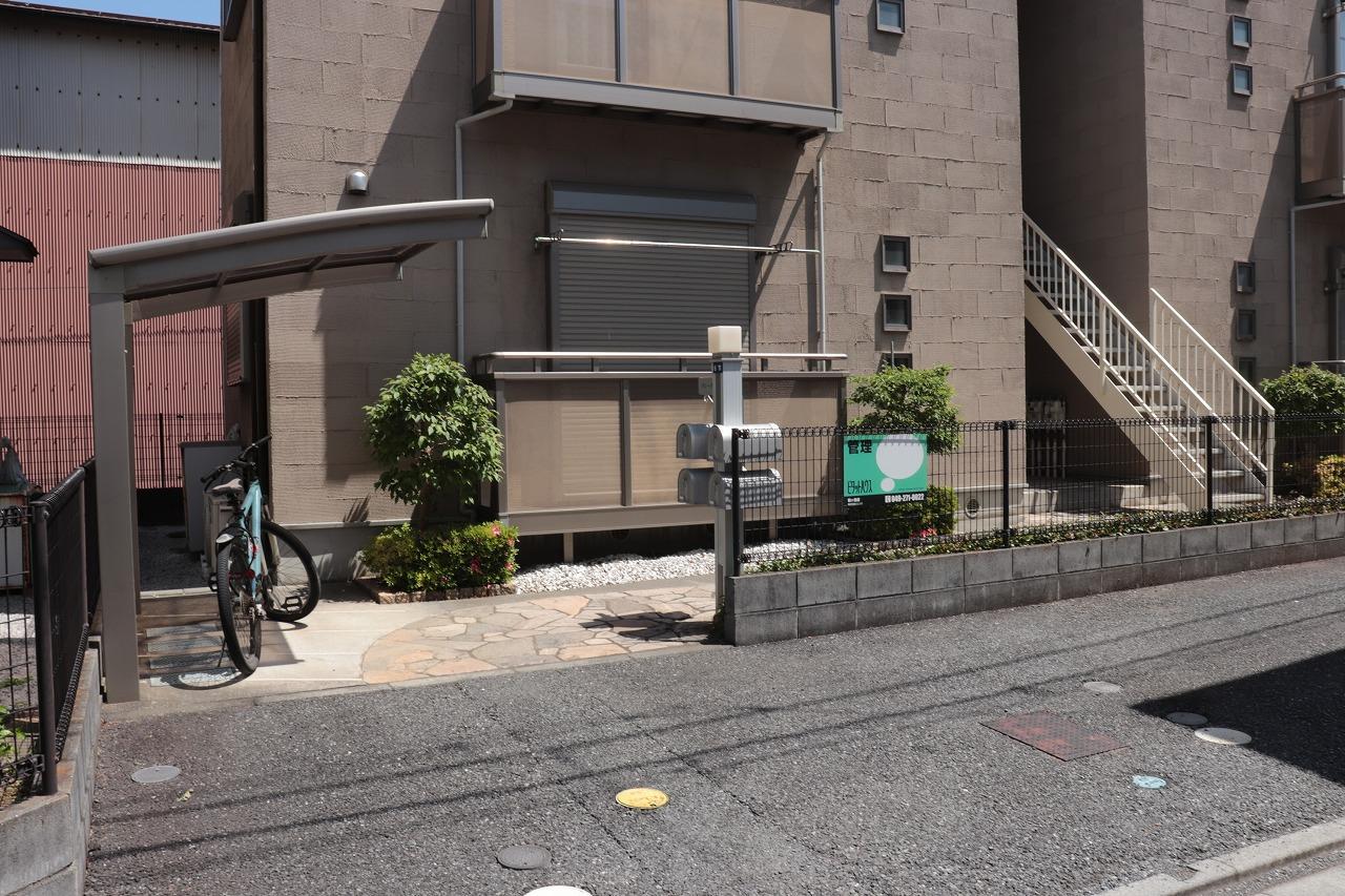 建物外観　エントランス