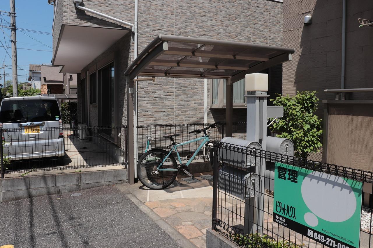 建物外観　自転車置場