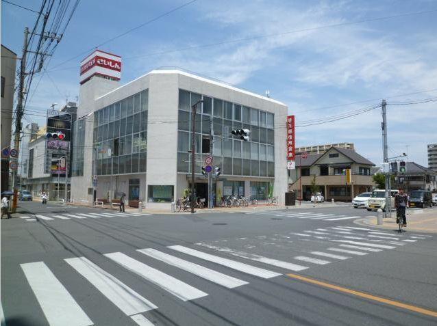 銀行　埼玉縣信用金庫坂戸支店（銀行）まで551m