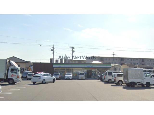 コンビニ　ファミリーマート知立東海道店（コンビニ）まで645m