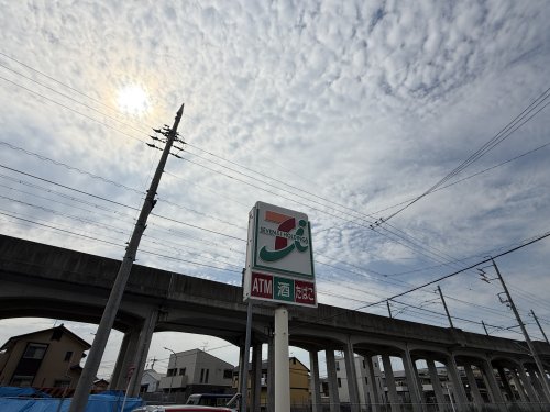 コンビニ　セブン-イレブン 春日井勝川町１０丁目店（コンビニ）まで679m