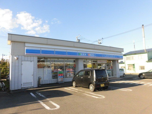 コンビニ　ローソン苫小牧泉町店（コンビニ）まで371m