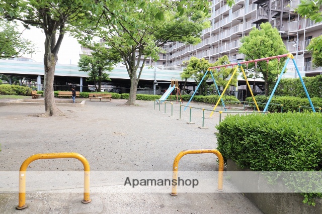 公園　まんりょう公園（公園）まで464m