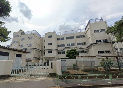 中学校　世田谷区立瀬田中学校（中学校）まで824m