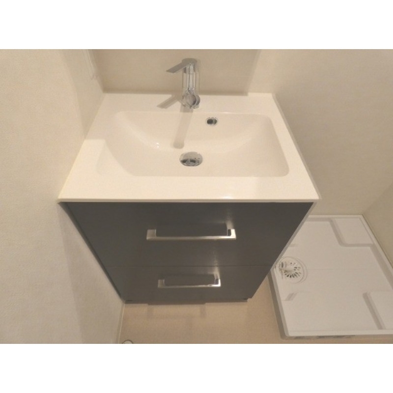 洗面設備　お洒落な洗面台
