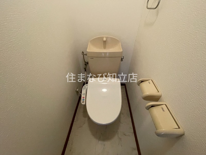 トイレ　同型写真