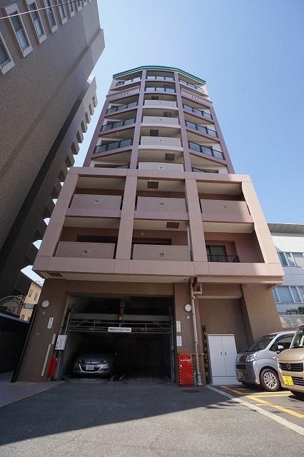 建物外観　RESTEL HAKATA