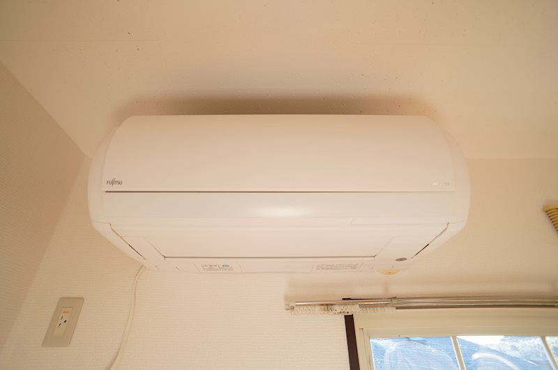 その他設備　エアコン1基は設備になります（1階LDK）※各部屋に1基ずつ